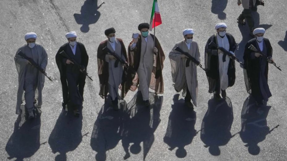 iran-military.jpg