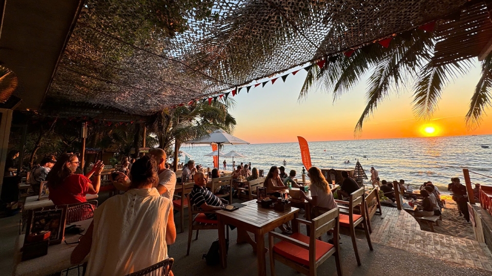 nha-hang-phu-quoc-sunset-beach_rs.jpg