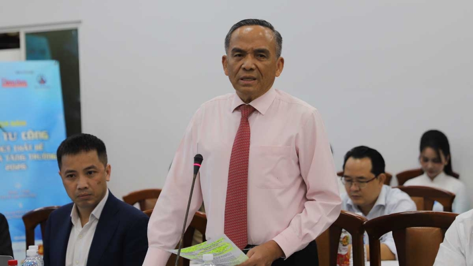 ong-le-hoang-chau.jpg