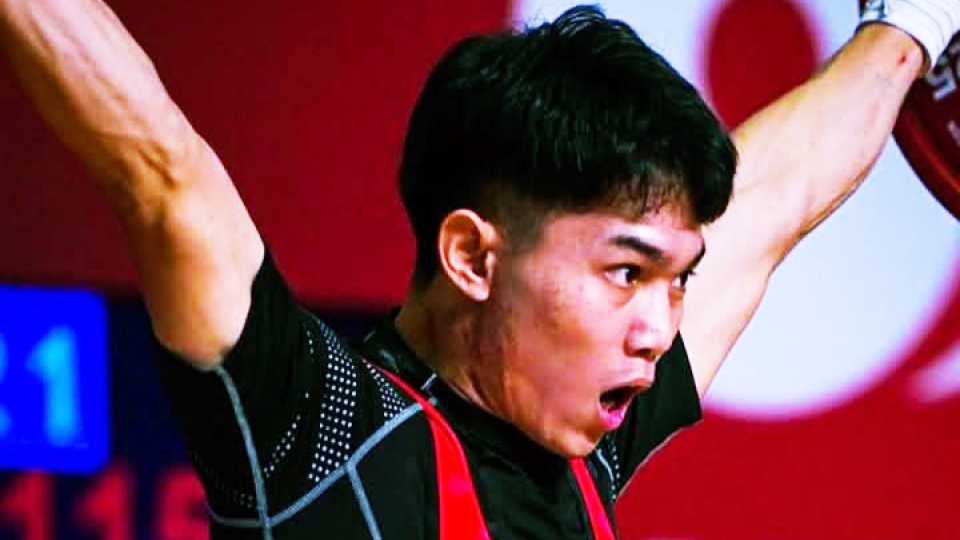 weightlifter-k-duong-2.jpg