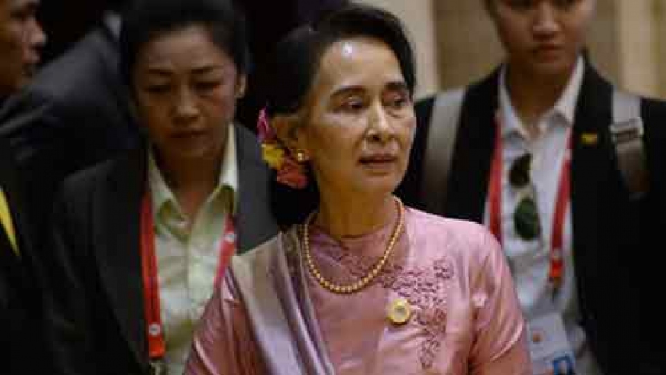 Myanmar State Counselor visits China