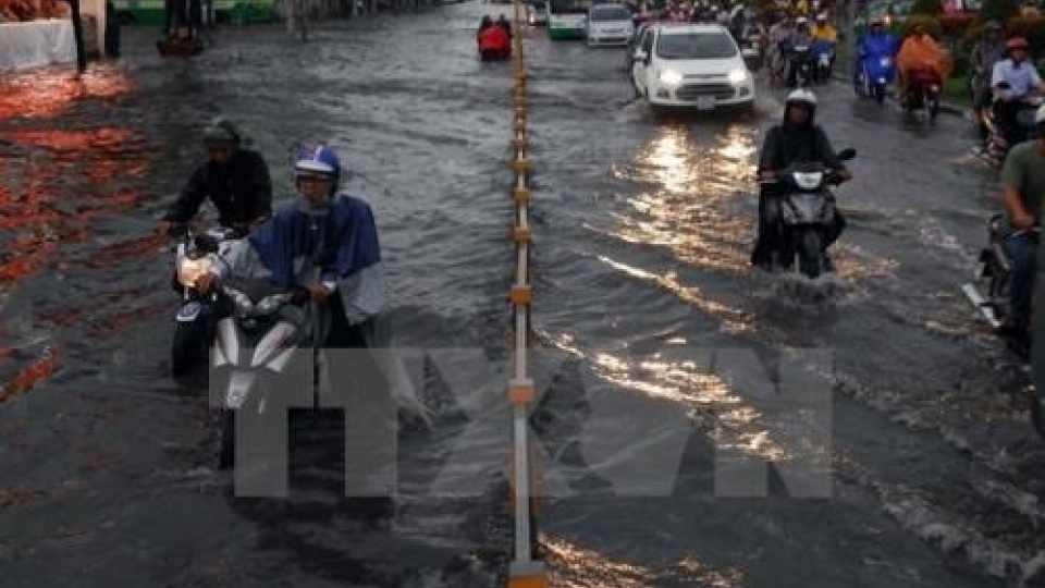 2018 deadline set for HCM City flood-control project
