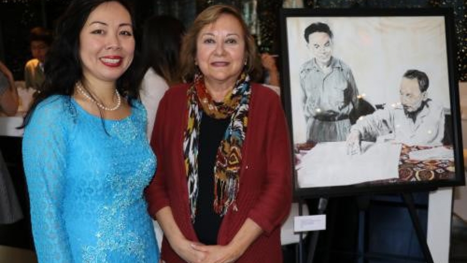 Book on President Ho Chi Minh launched in Canada