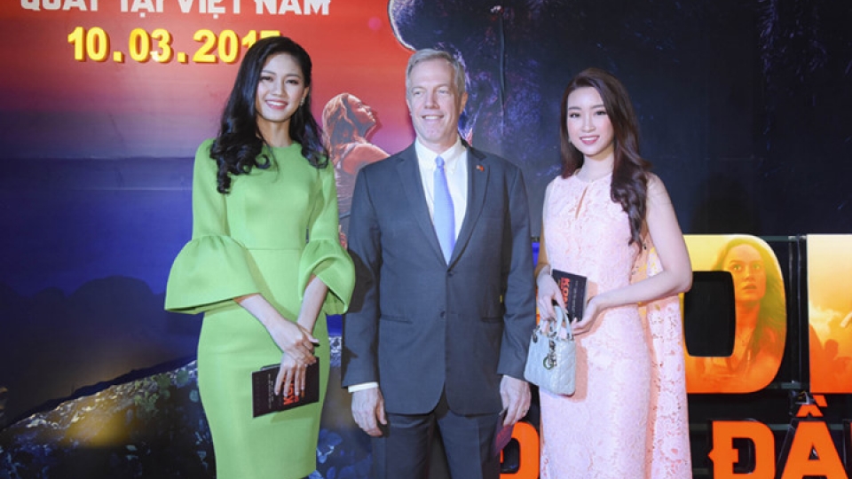 Celebs come out for 'Kong: Skull Island' premiere