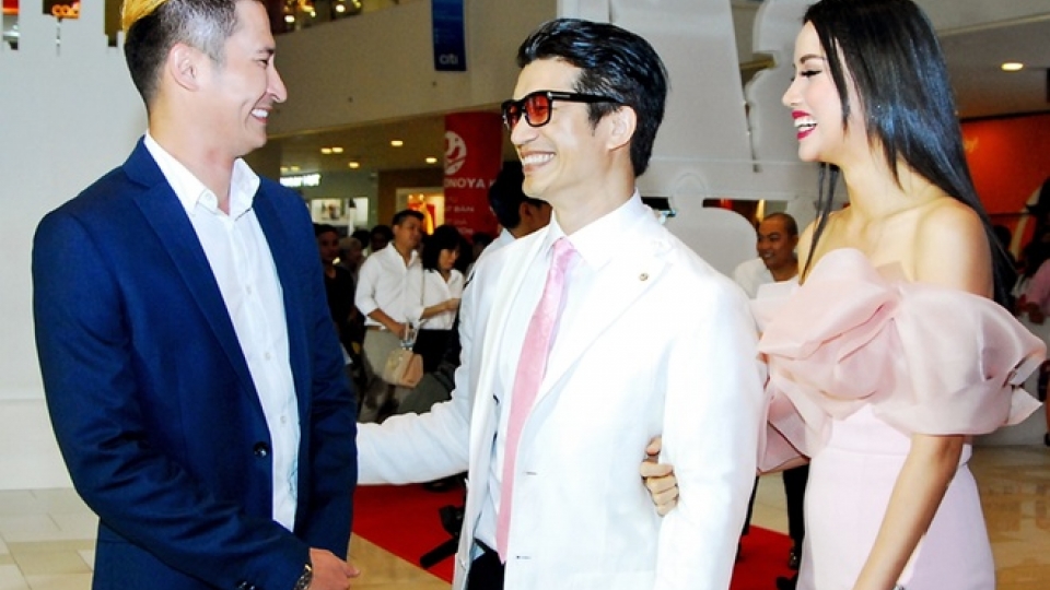 Ngoc Trinh looks radiant in HCMC event