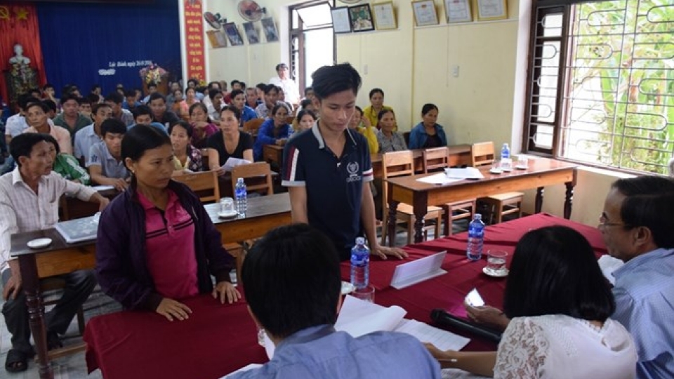 Thua Thien – Hue races to pay compensation to fishermen prior to Tet