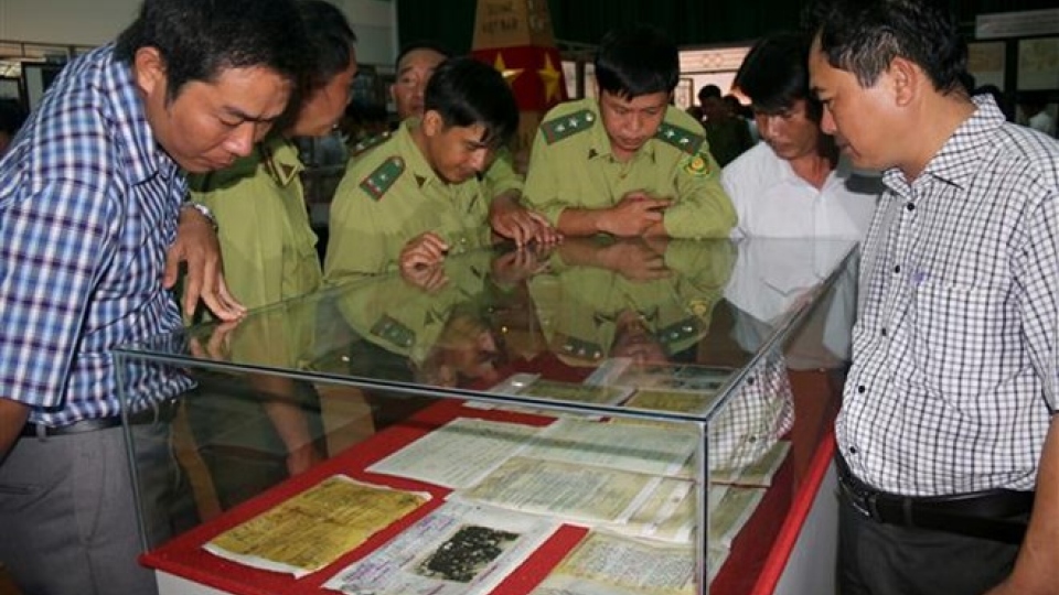 Exhibition features Vietnam’s Hoang Sa, Truong Sa in Binh Thuan
