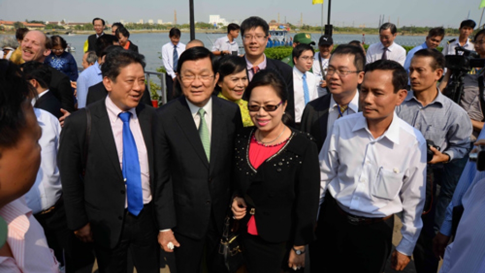 Overseas Vietnamese contribute to national development
