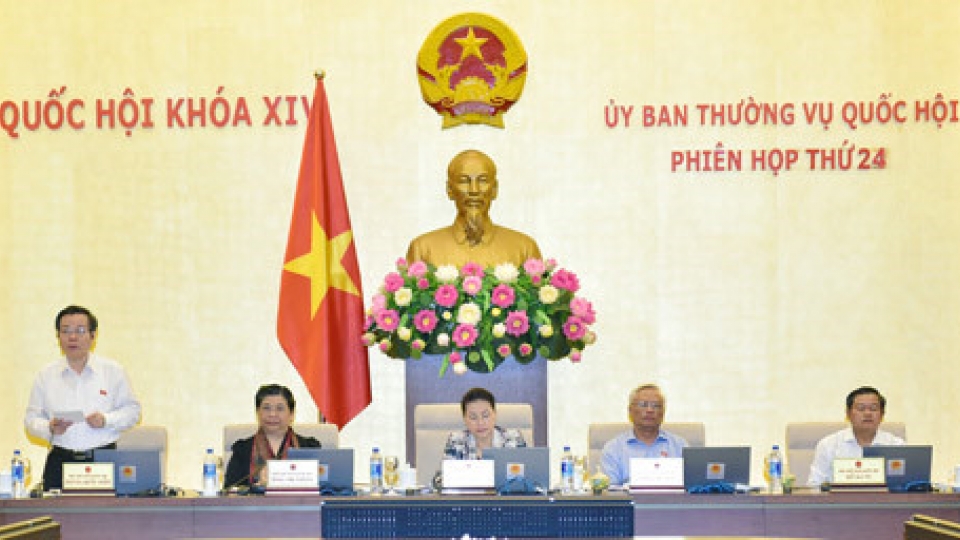 NA Standing Committee adopts four resolutions at 24th session