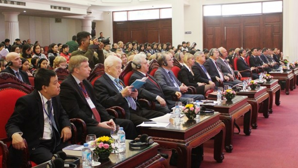 October Revolution lays foundation for Vietnam-Russia partnership