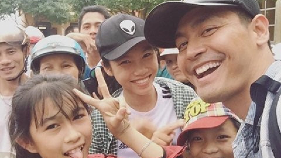 MC Phan Anh raises VND16 billion for flood victims