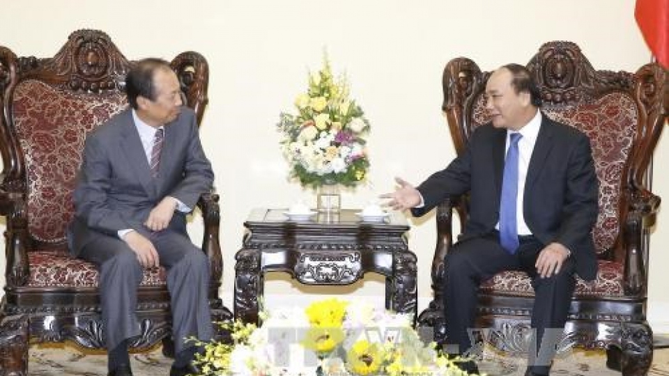 PM backs Samsung group’s expansion in Vietnam