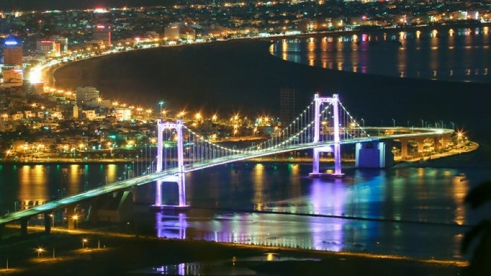 Da Nang to use LED public lighting for APEC event