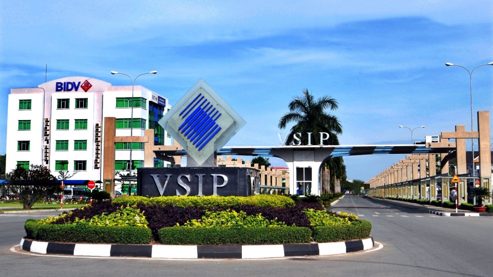Foreign investors complain about lack of skilled workers