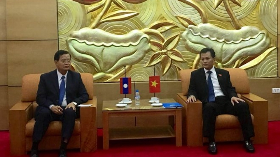 VUFO vows to work for stronger Vietnam-Laos ties