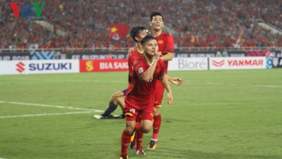 Sellers do roaring trade thanks to AFF Cup 2018 final opportunity