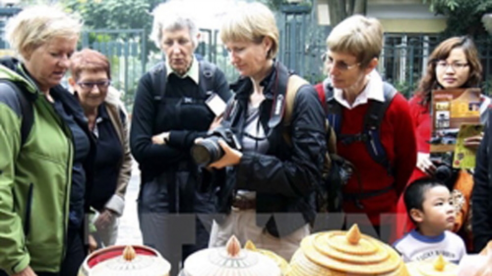Hanoi tourism sector eyes Western Europe, Belarus tourists