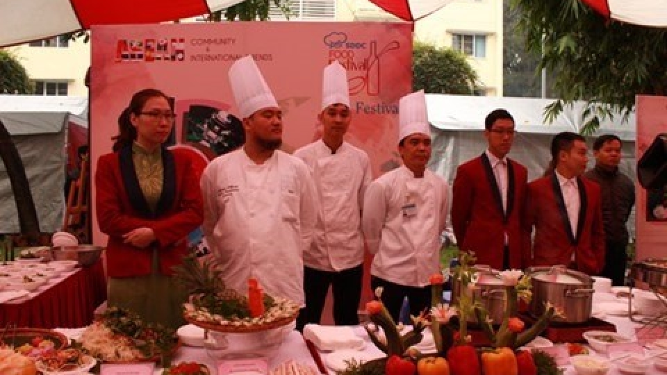 Hanoi food fest features culinary arts of other countries