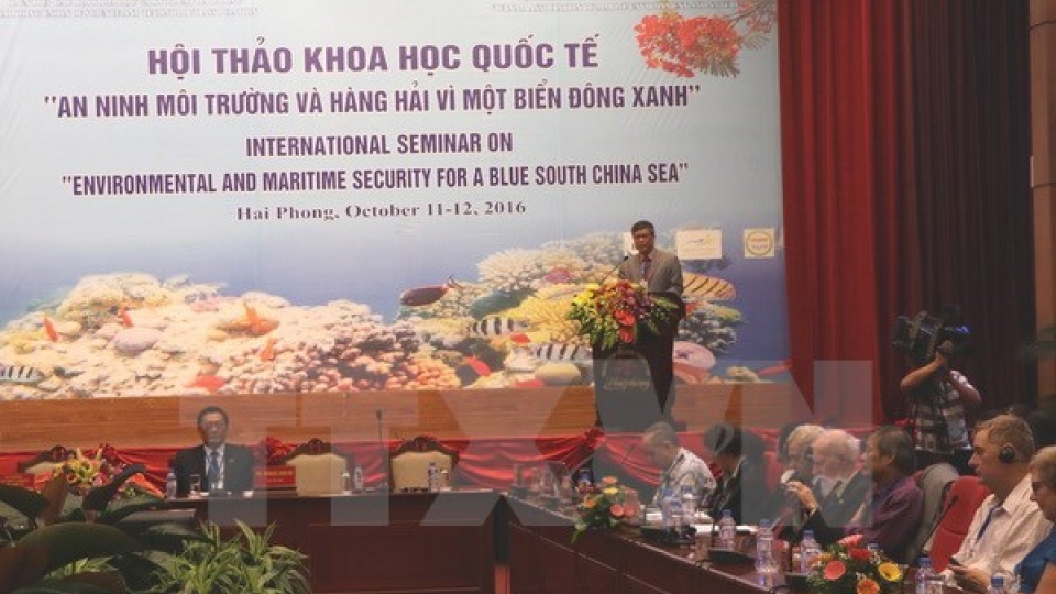 Seminar seeks measures to ensure environmental security in East Sea