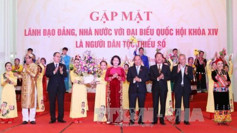 Party, State leaders meet ethnic minority legislators