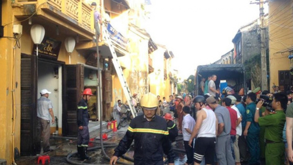 Ancient house catches fire in Hoi An