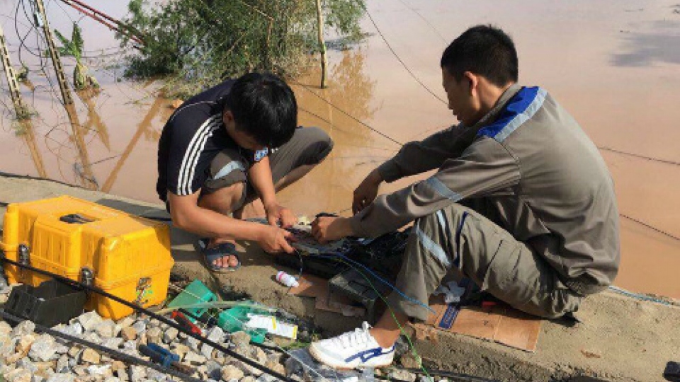 Typhoon Doksuri paralyzes Vietnam’s major telecom networks