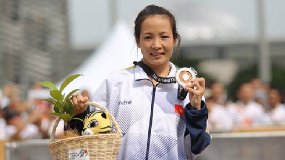 Marathoner Thi Thanh delivers 3rd silver at 2017 SEA Games