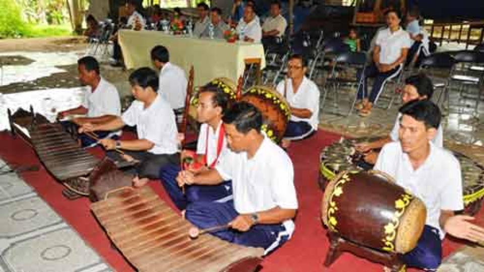 5-tone musical instrument of the Khmer