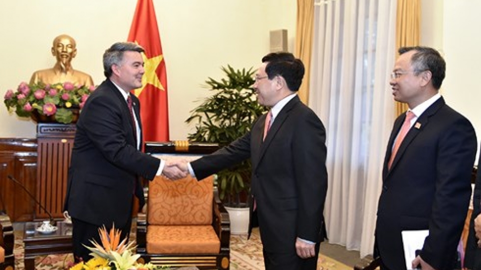 Vietnam wants to strengthen cooperation with US in regional mechanisms
