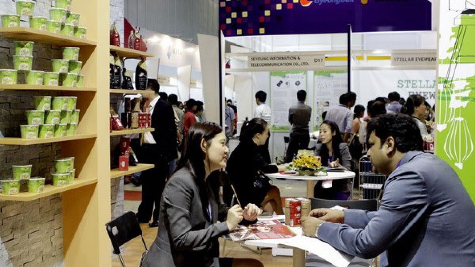Int’l Retail and Franchise Exhibition opens in HCM City