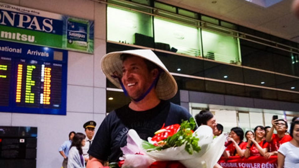 Renowned Liverpool footballer welcomed in Vietnam