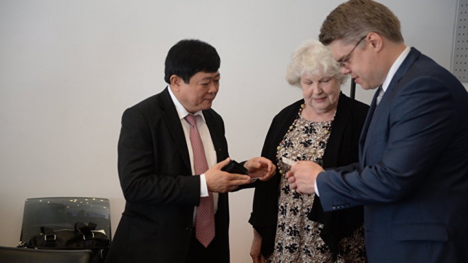 Sputnik, VOV sign cooperation agreement