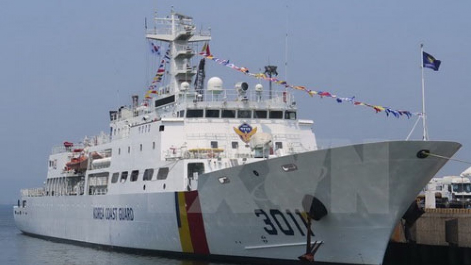 Korean training vessel begins friendship visit to Vietnam