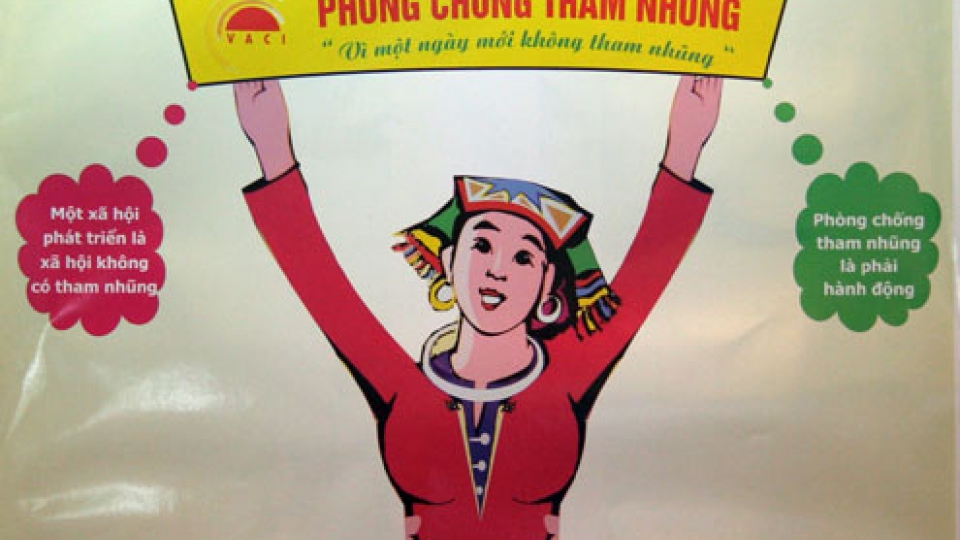 Hanoi urged to intensify anti-corruption efforts