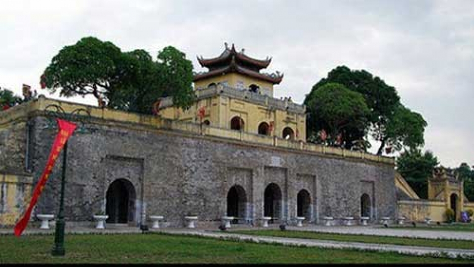 Large-scale architectural traces discovered at Thang Long citadel