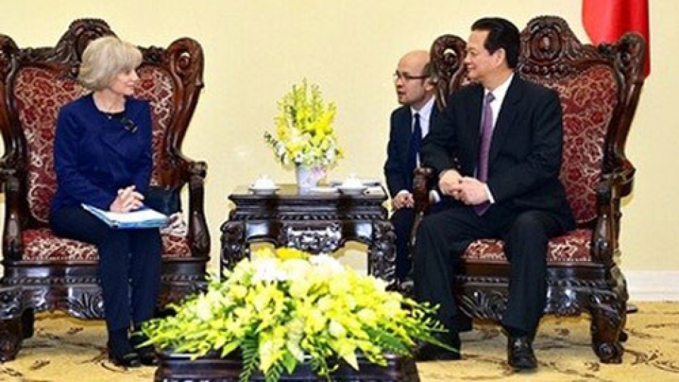 Vietnam urges France to support early signing of EU-Vietnam FTA