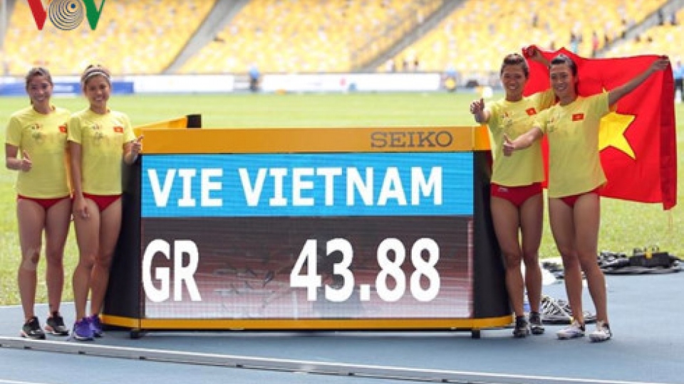 Track and field athletes run for gold at SEA Games 29