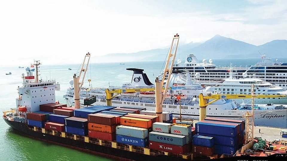 Vietnam eager to develop Lien Chieu deep seaport