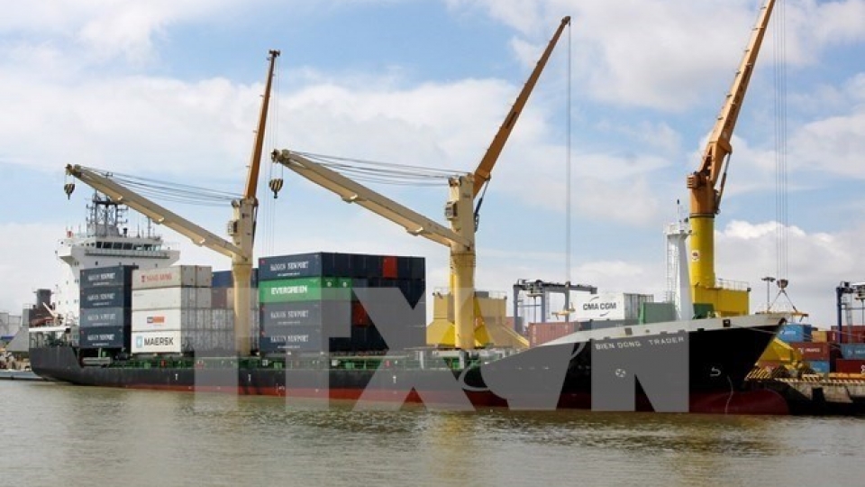 Vinalines to cut seaport stake