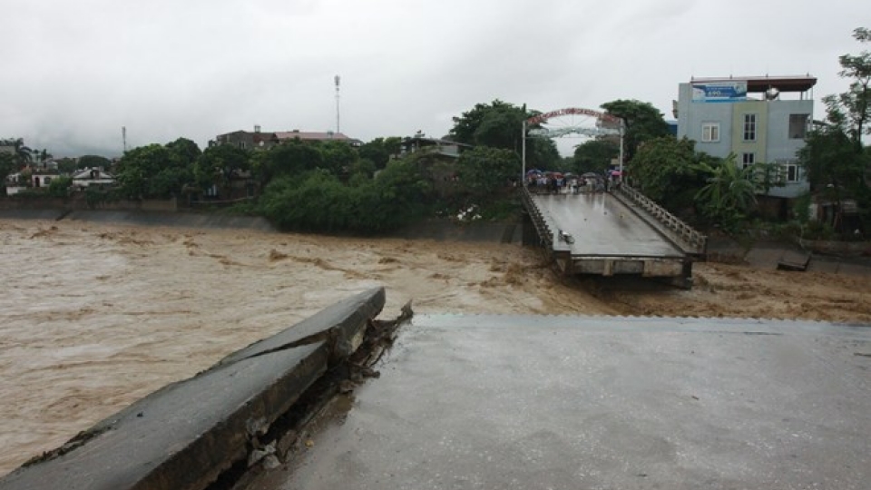 Yen Bai: 16 people killed, missing in floods
