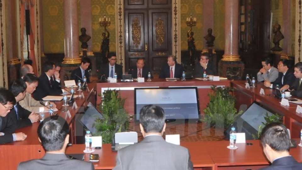 Vietnam strengthens financial cooperation with Mexico