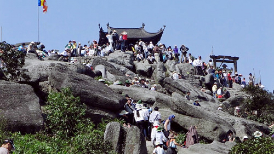 Bac Giang promotes Yen Tu religious tours