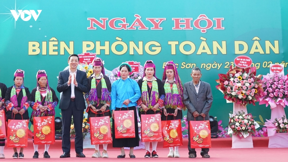 Sôi nổi ngày Hội biên phòng toàn dân Bắc Sơn, Quảng Ninh