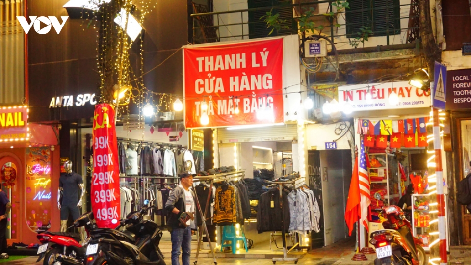 Mặt bằng cho thuê trên những “con phố vàng” ở Hà Nội mòn mỏi đợi khách