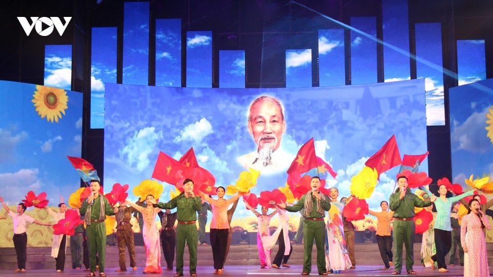 Chương trình văn nghệ đặc biệt “Tự hào thành phố mang tên Người”