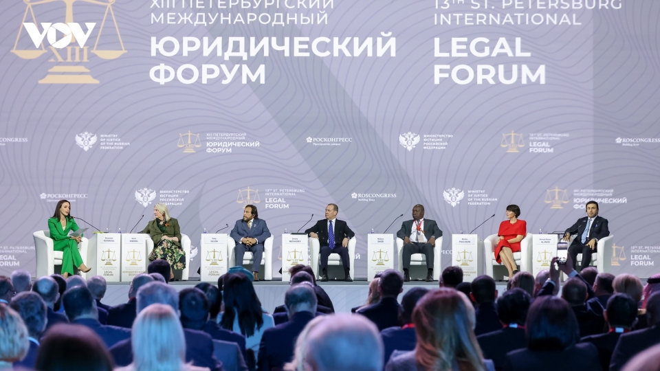 Việt Nam là quốc gia khách mời duy nhất tại Diễn đàn pháp lý quốc tế St.Petersburg