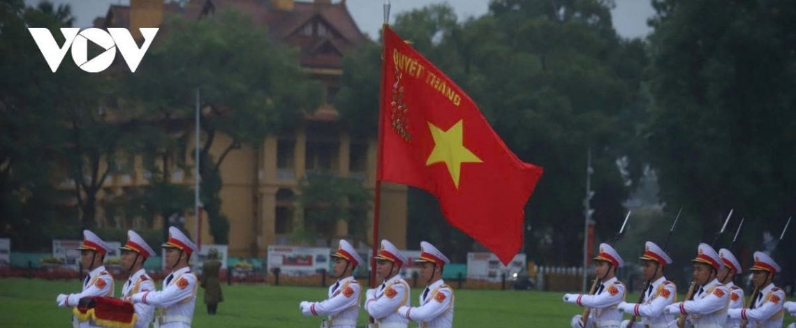 Flags lowered to half-mast nationwide for former President Tran Duc Luong