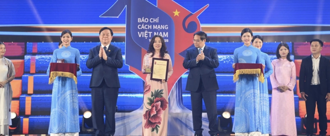 Overview of the 19th National Press Awards Ceremony in Hanoi