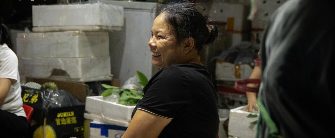 When women spend sleepless nights to make a living in Hanoi