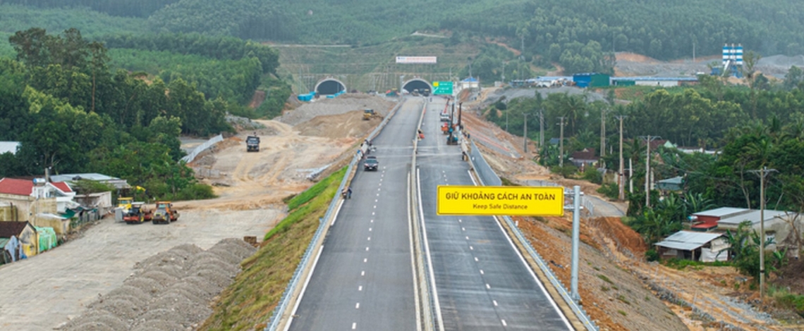 Cận cảnh cao tốc Quảng Ngãi – Hoài Nhơn trước ngày khánh thành